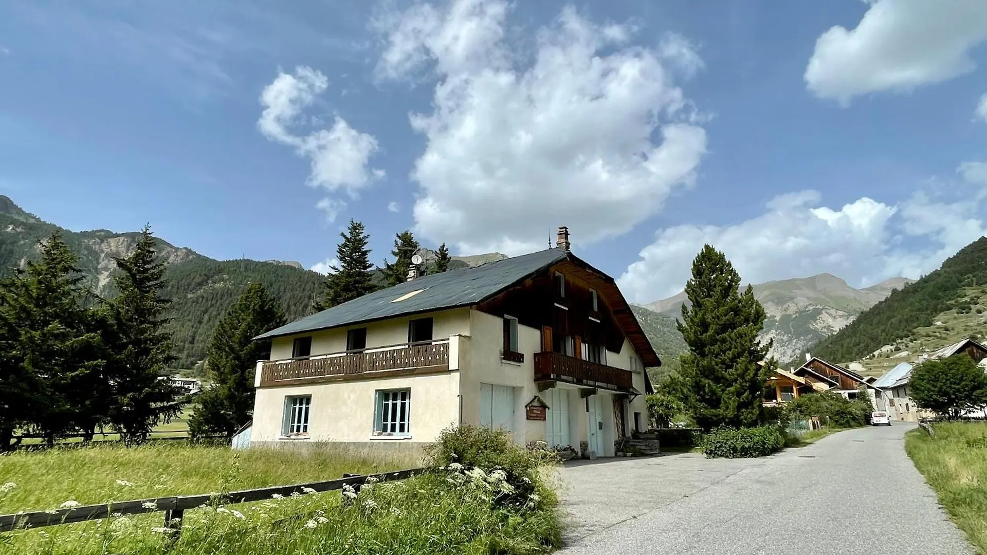 Gite Montagne 1 A 25 Places \